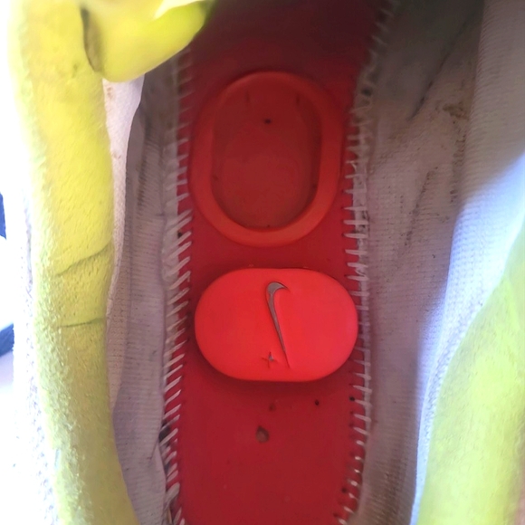 Nike Zoom White Athletics Shoes W7.5 - Picture 12 of 12